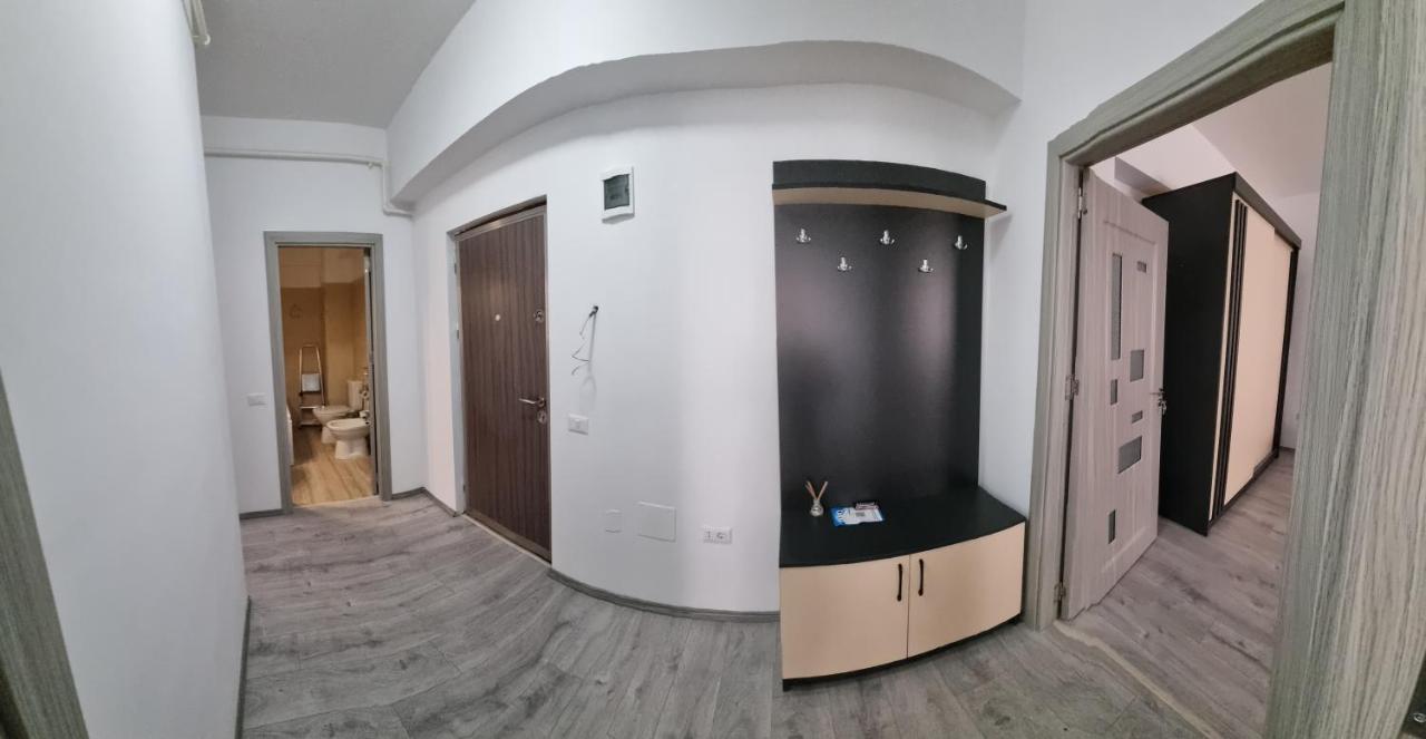 Mihaela Apartment *